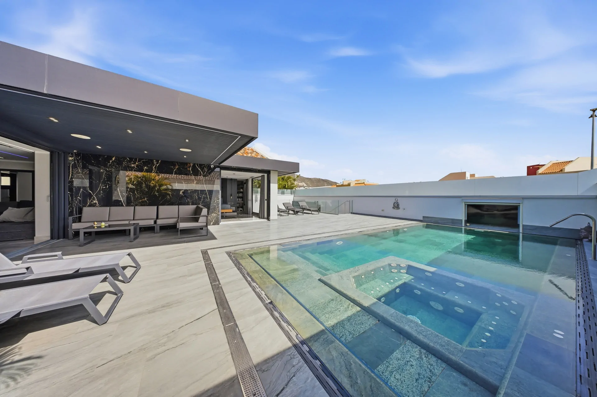 Villa Tokyo