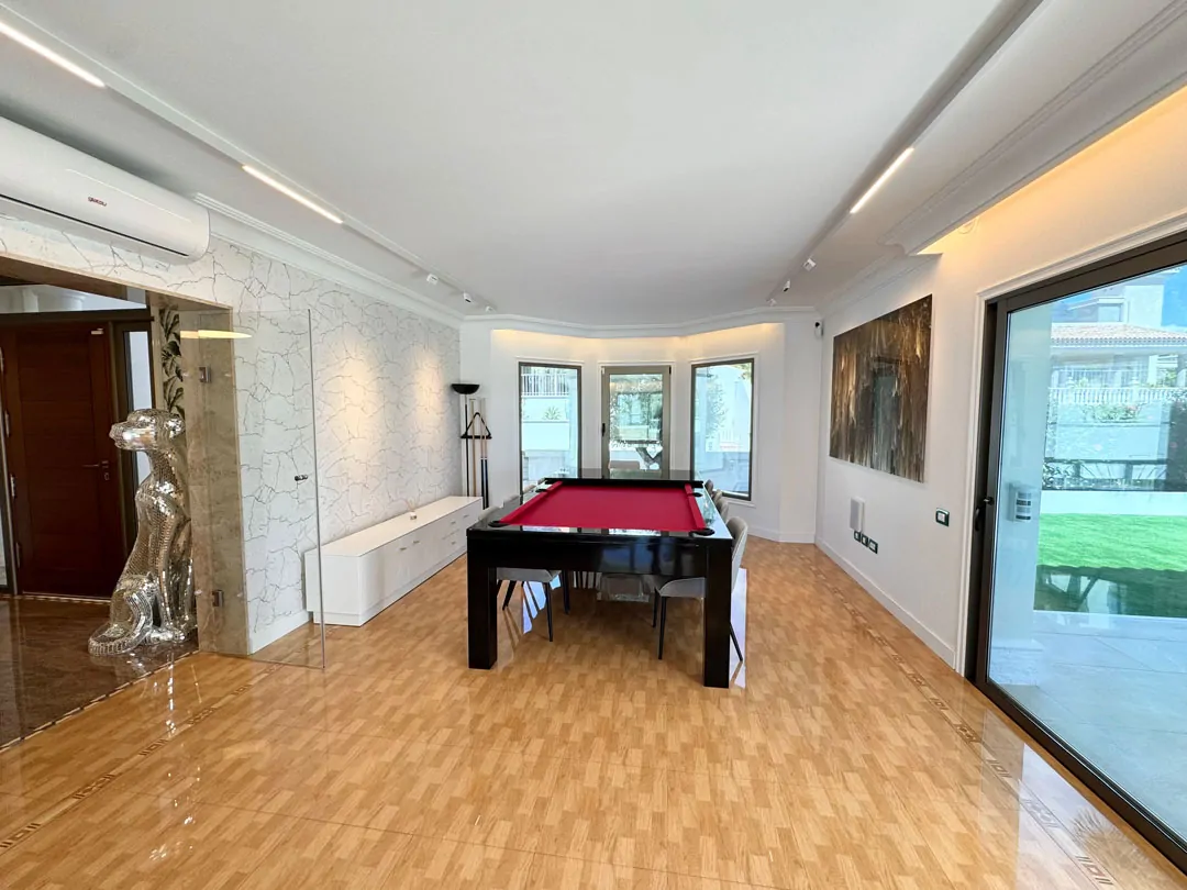 Villa Amandari