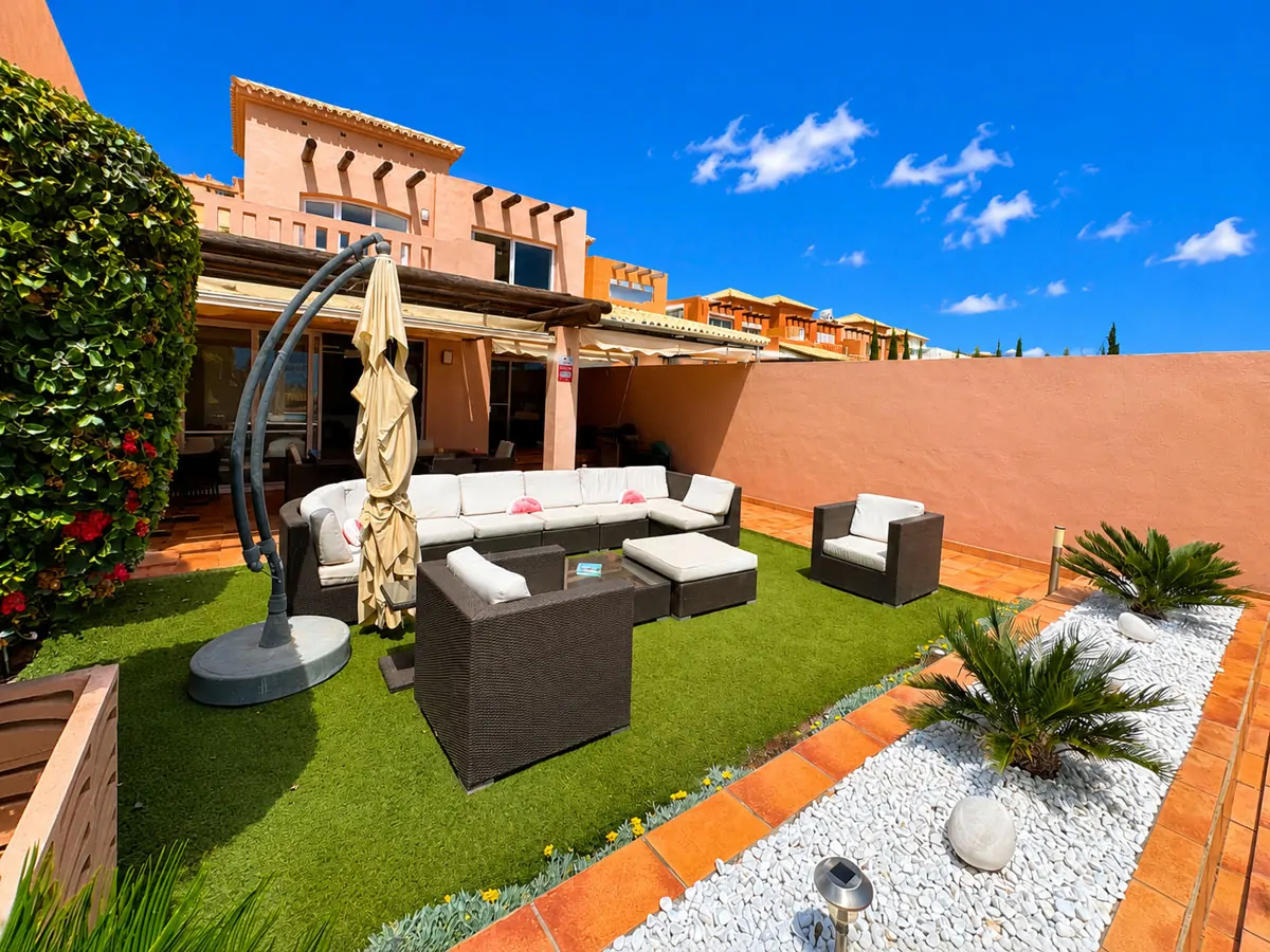 Casa Bello