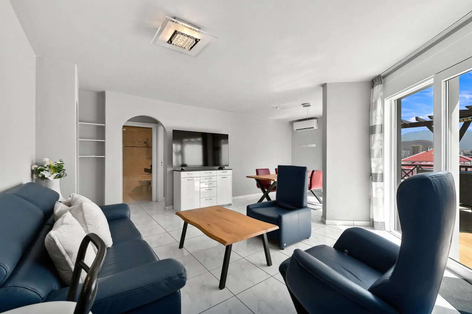 Apartment Blue Horizon
